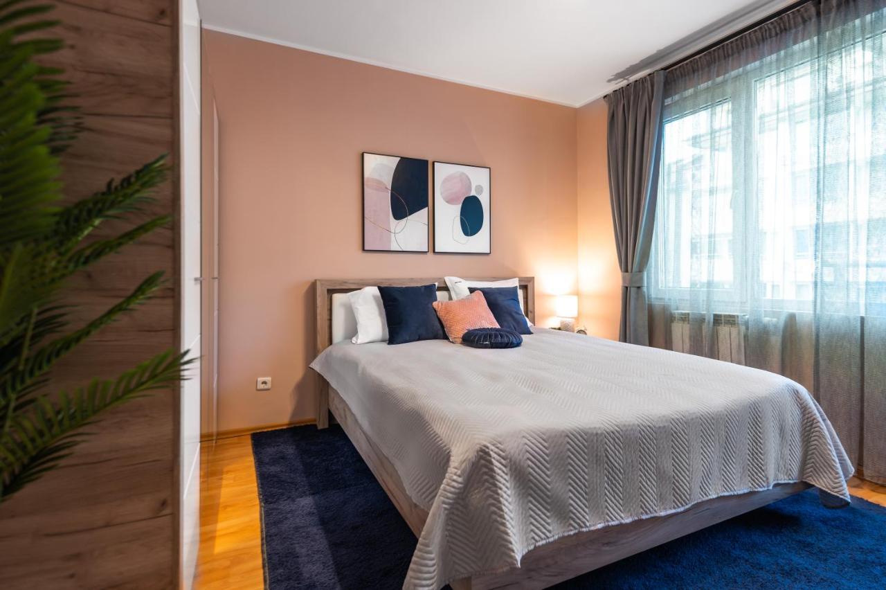 Cosy Apt Close To Macedonia Square * Sofia