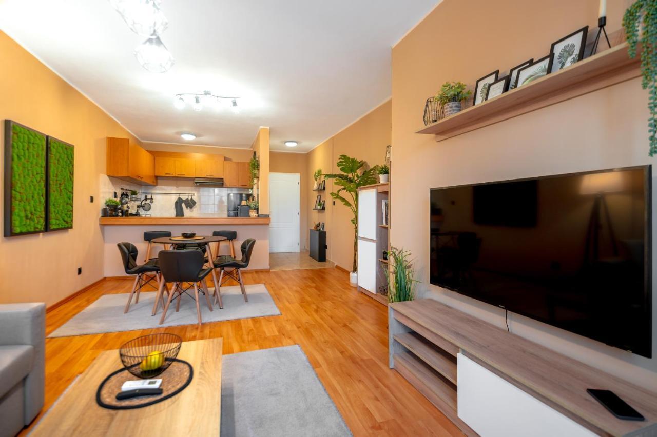 Cosy Apt Close To Macedonia Square * Sofia