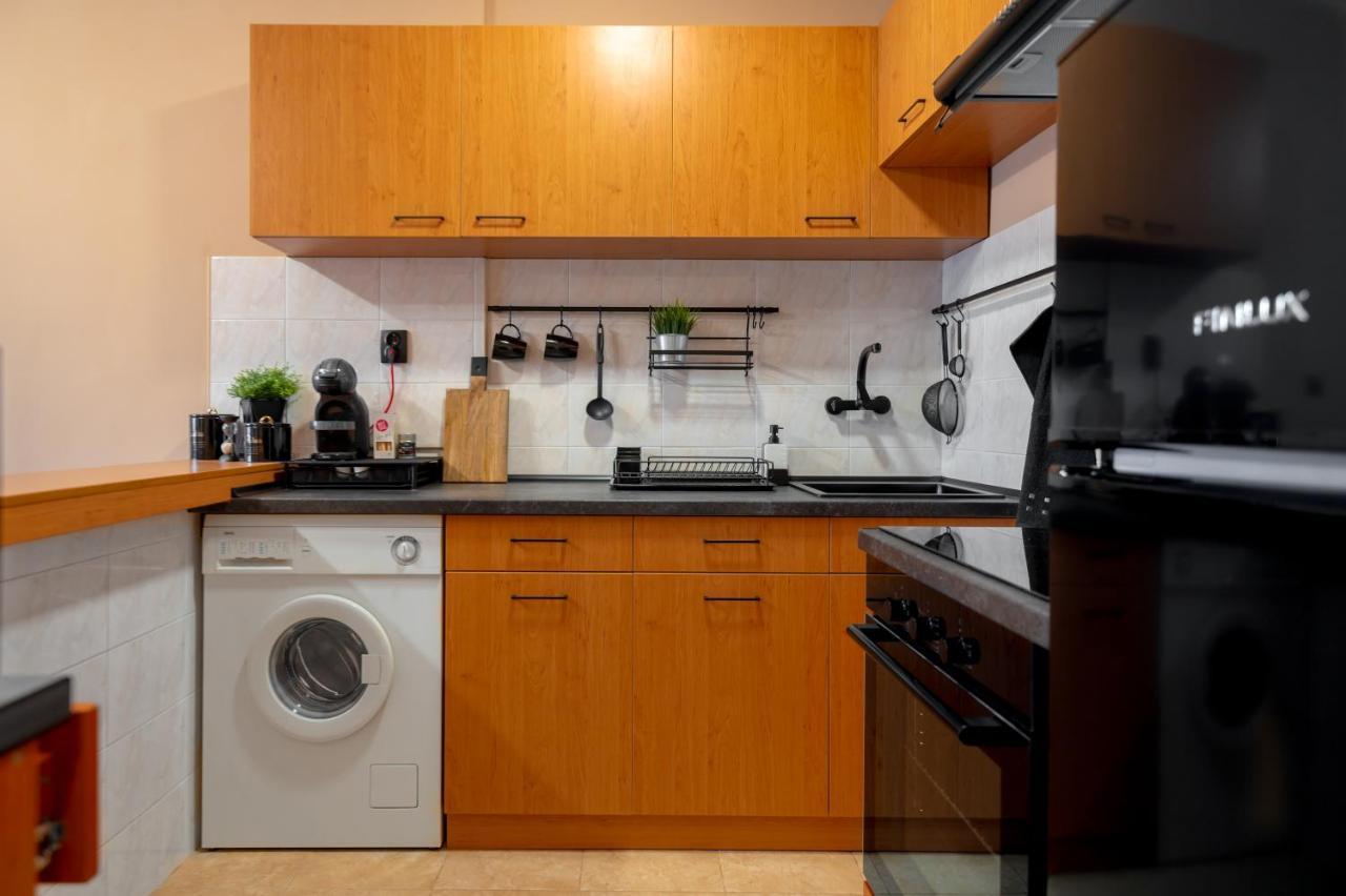 Cosy Apt Close To Macedonia Square * Sofia