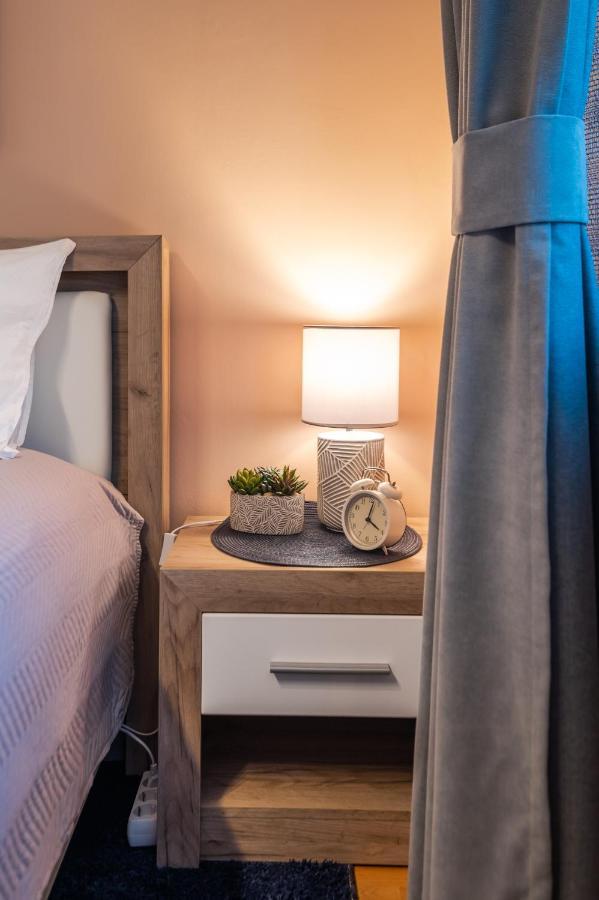Cosy Apt Close To Macedonia Square *