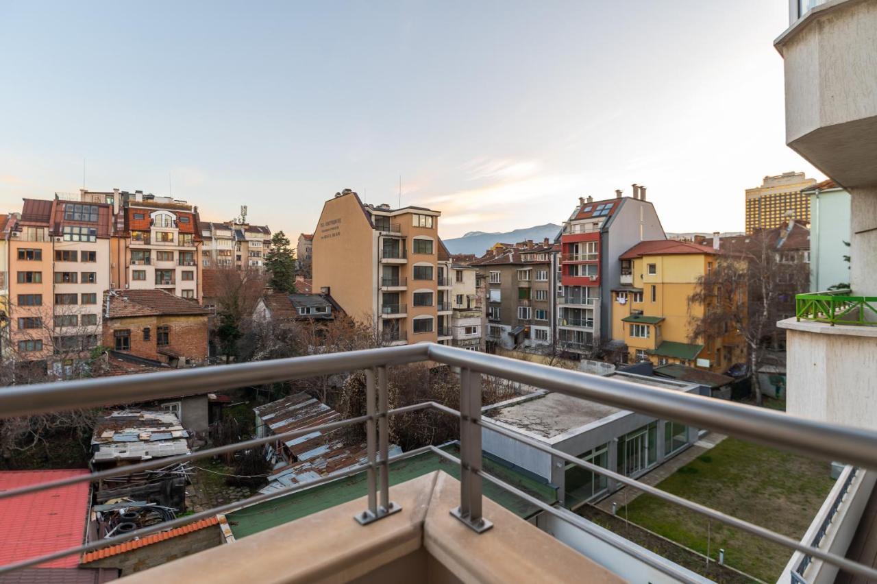 Cosy Apt Close To Macedonia Square Apartment
