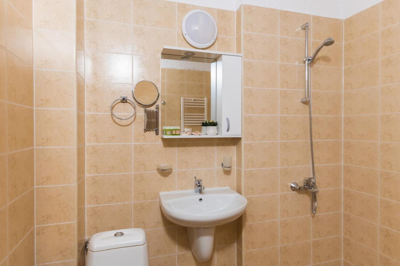 Cosy Apt Close To Macedonia Square Apartment