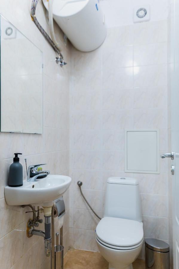 Cosy Apt Close To Macedonia Square Apartment *